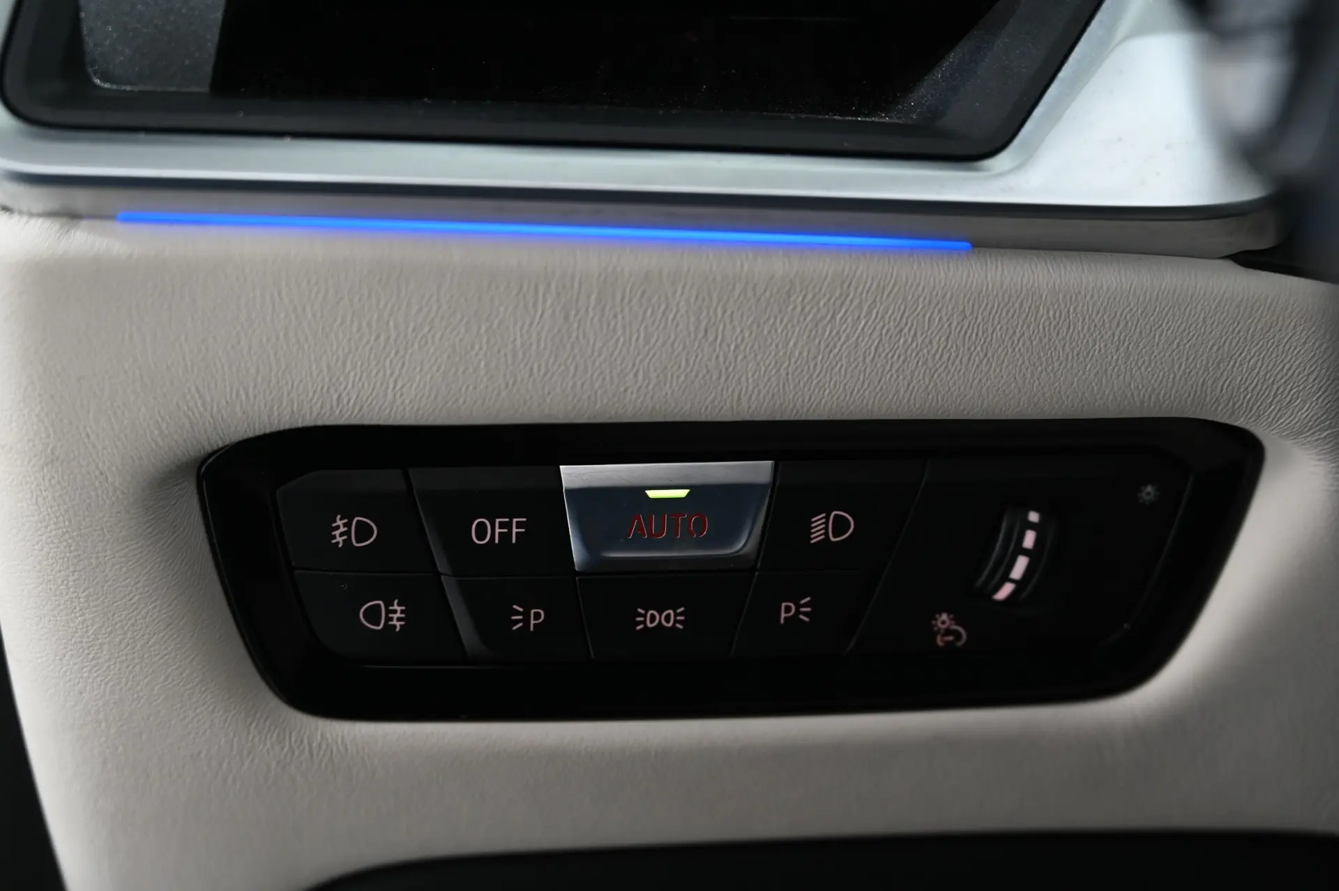 BMW 420 d Pack Desportivo M Auto 32