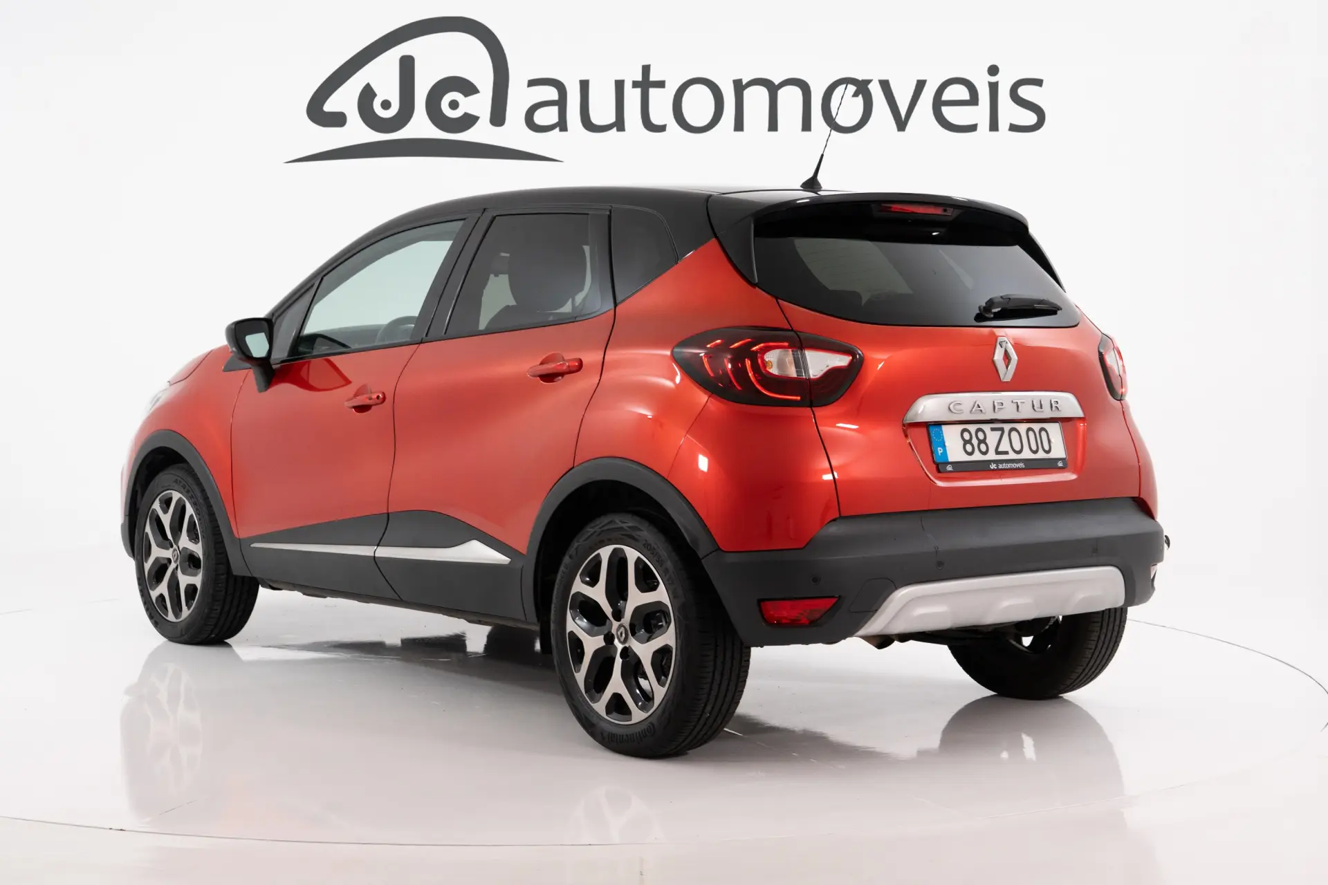 Renault Captur Outro 2