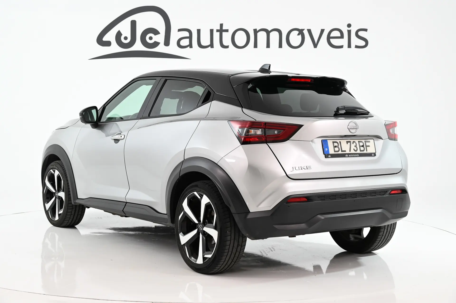 Nissan Juke 1.0 DIG-T Tekna 2