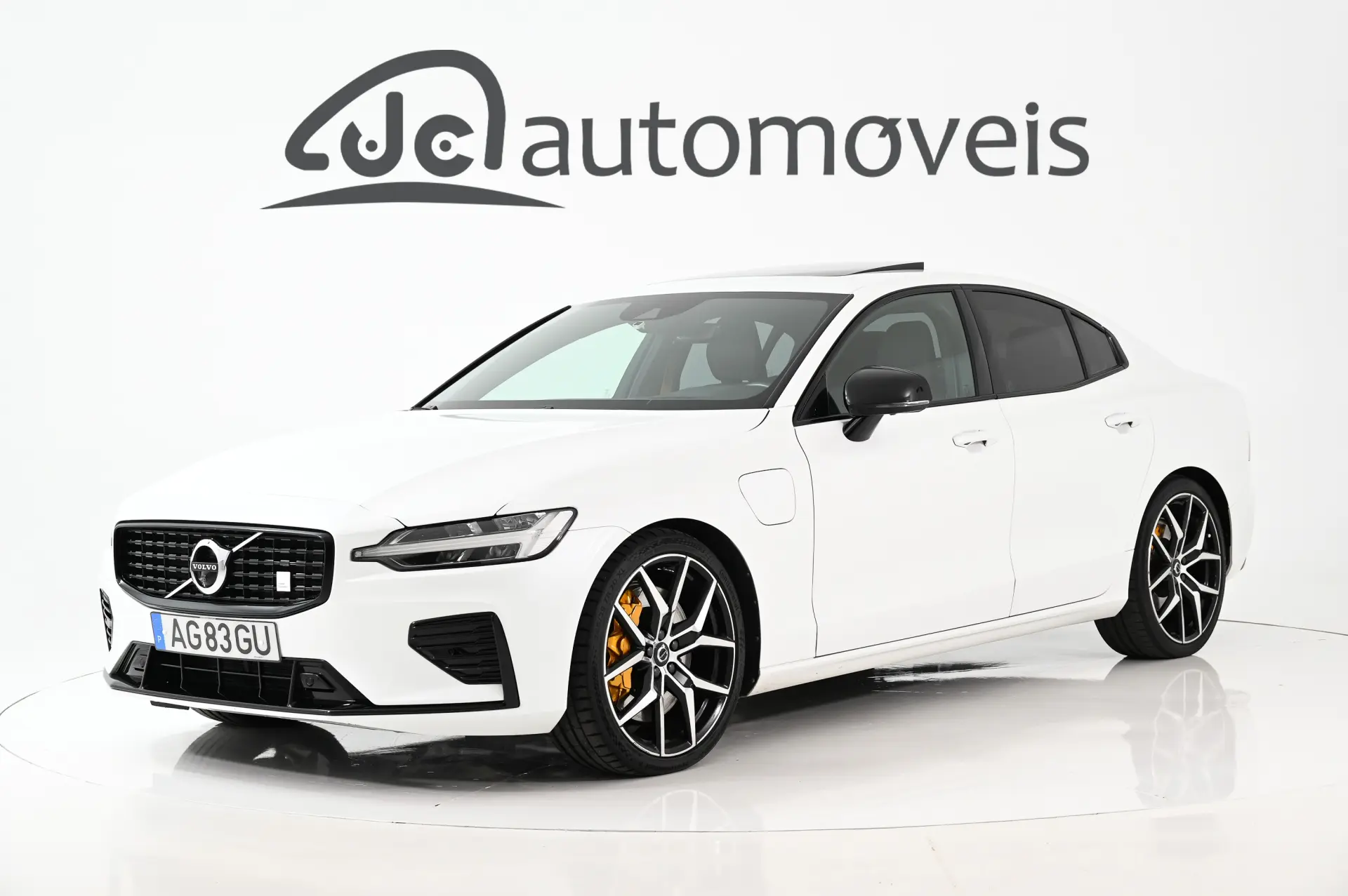 Volvo S60 2.0 T8 PHEV Polestar AWD 17