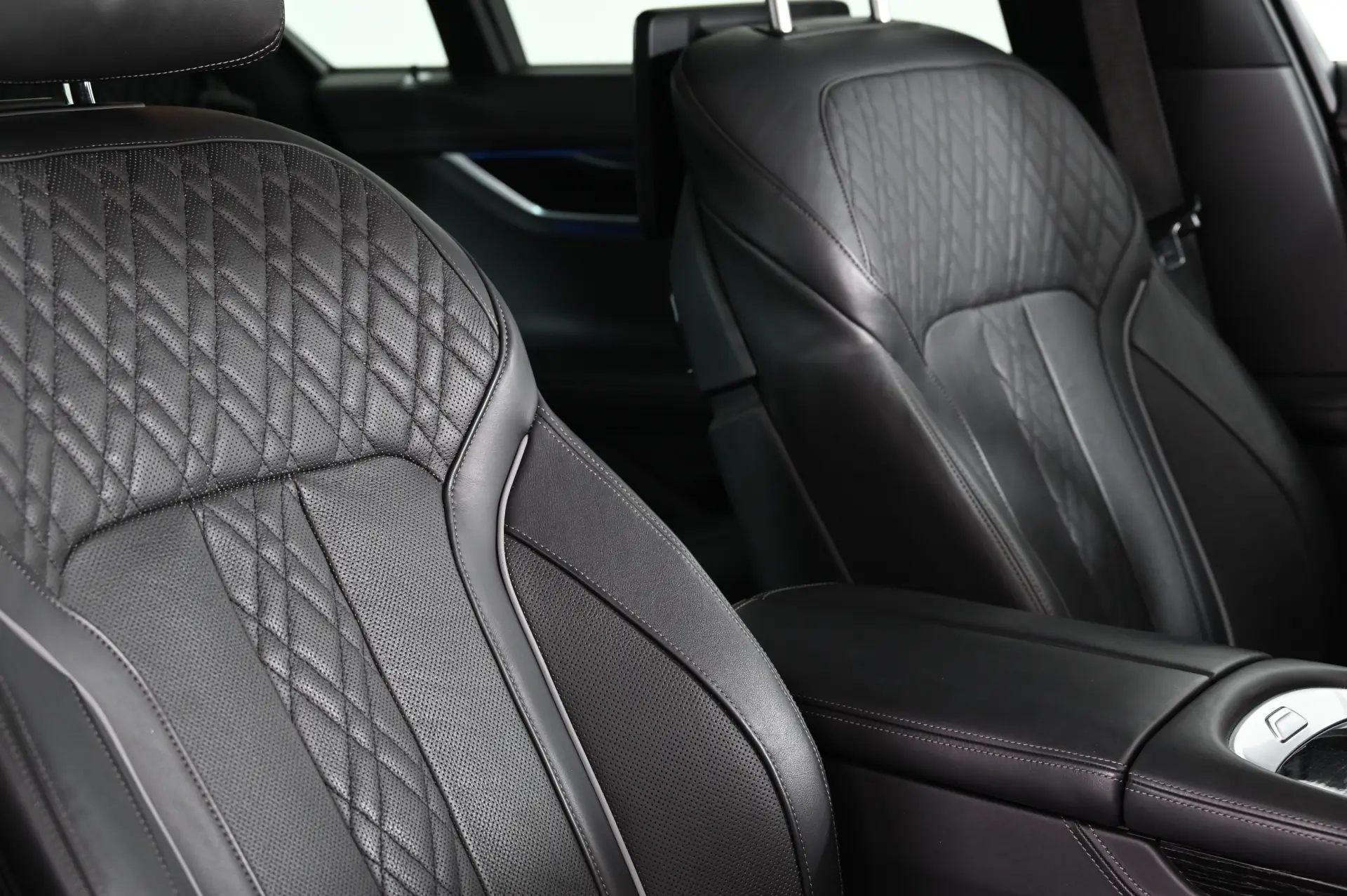 BMW 740 d xDrive Pack M Auto 24