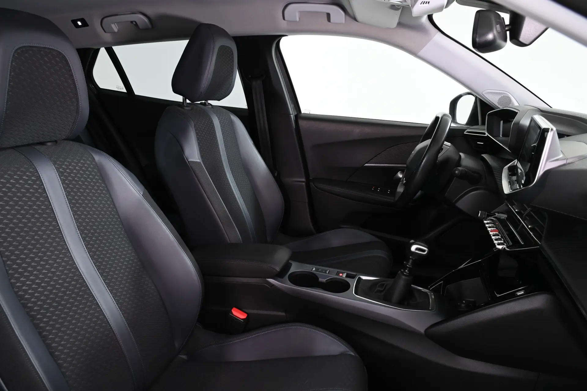 Peugeot 2008 1.2 PureTech Allure Pack 20