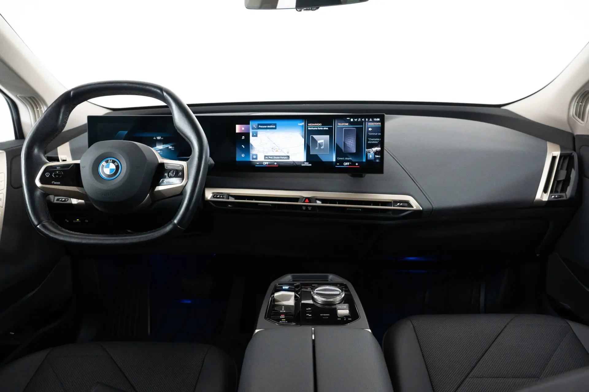BMW iX xDrive 40 3