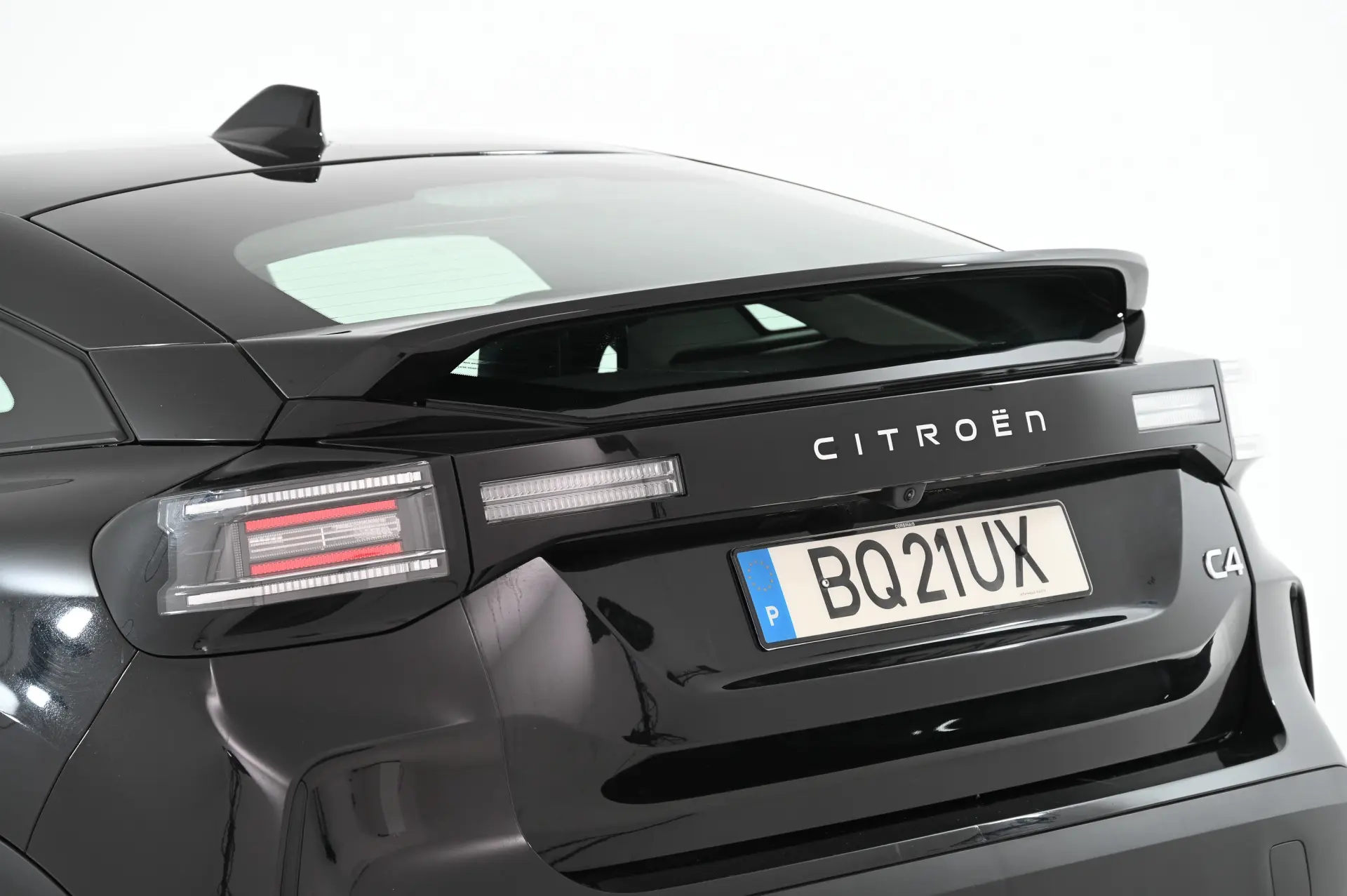 Citroen C4 1.2 Hybrid Plus e-DSC6 11