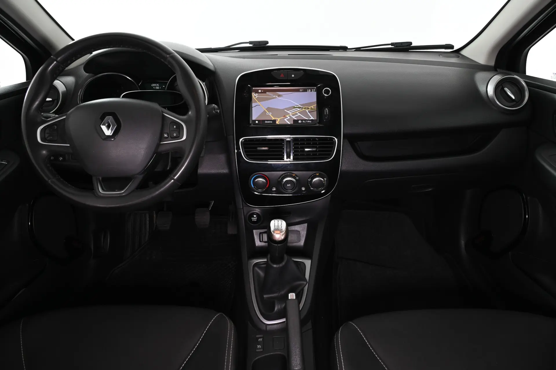 Renault Clio Sport Tourer 0.9 TCE Limited 3