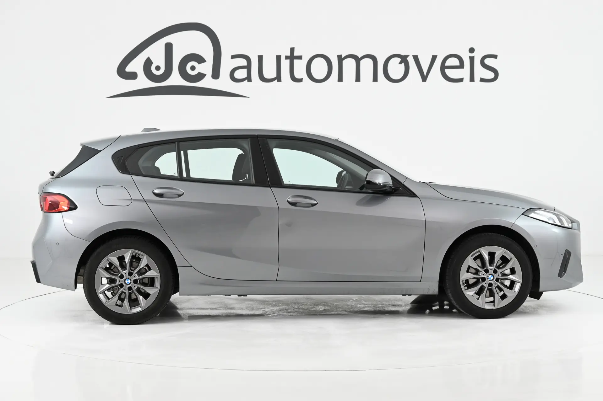 BMW 116 Standard 7