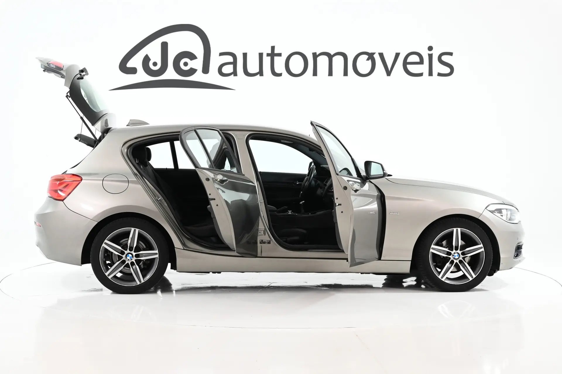 BMW 116 d Line Sport 6