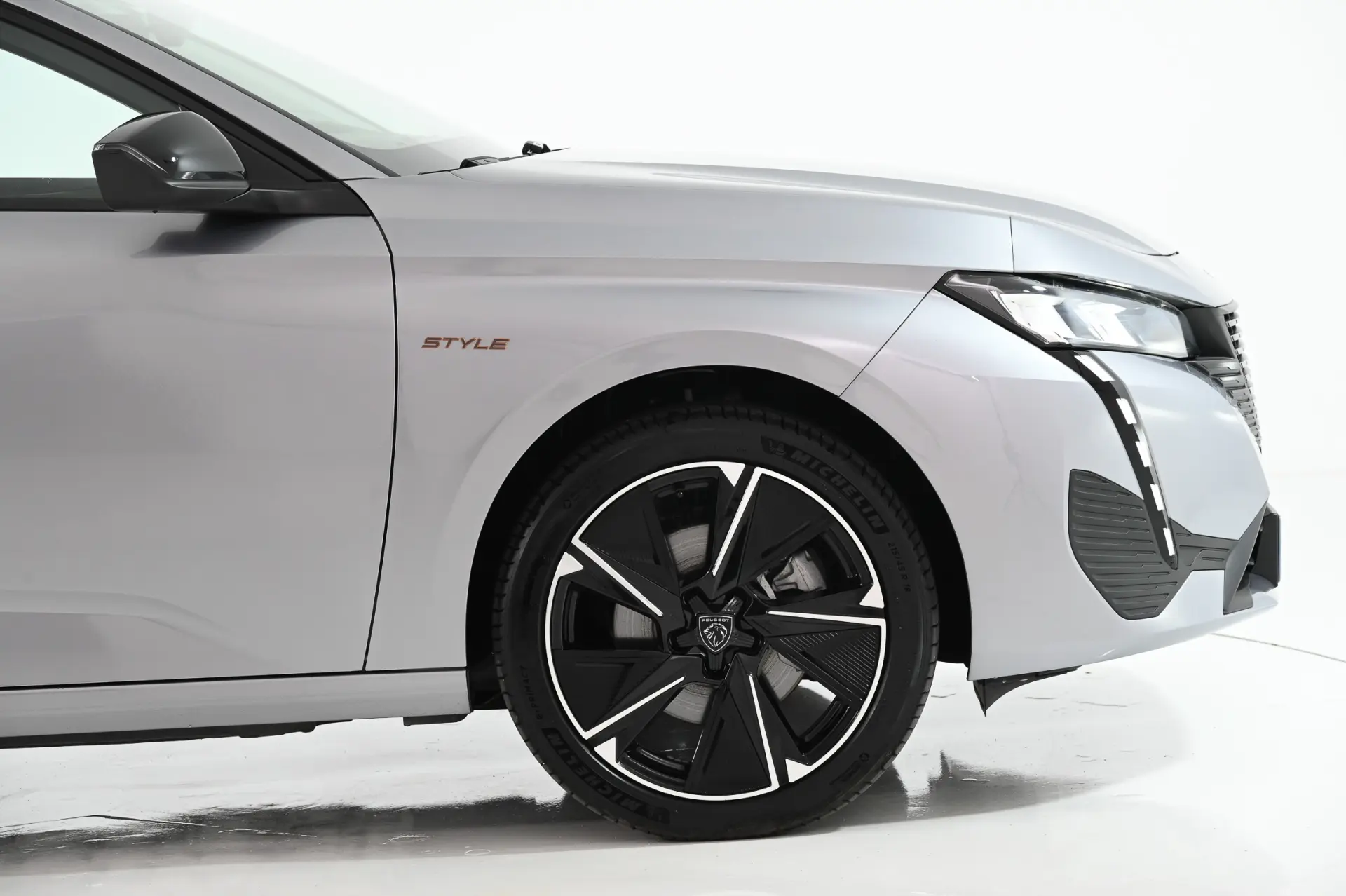 Peugeot e-308 54 kWh Style 12