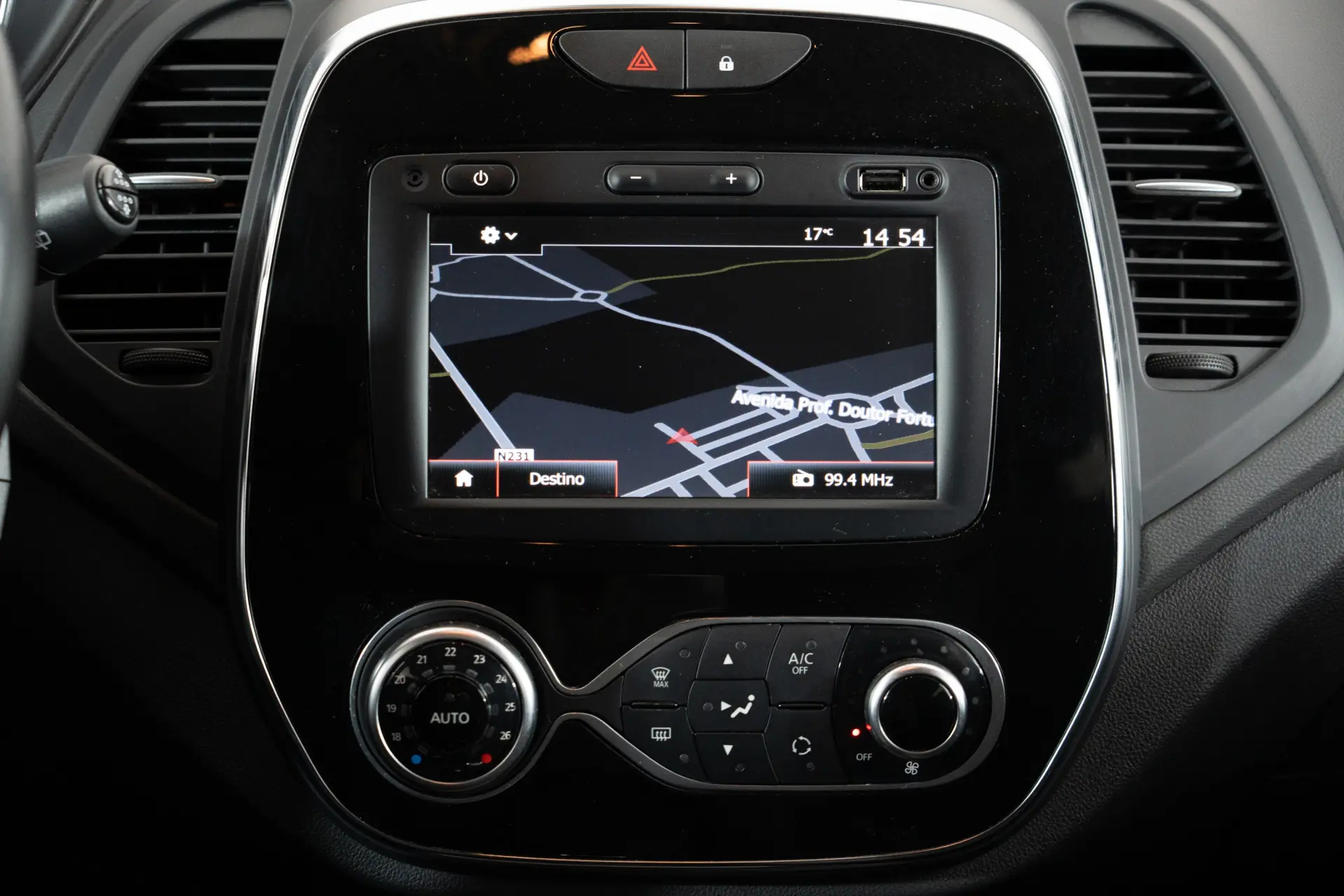 Renault Captur Outro 22