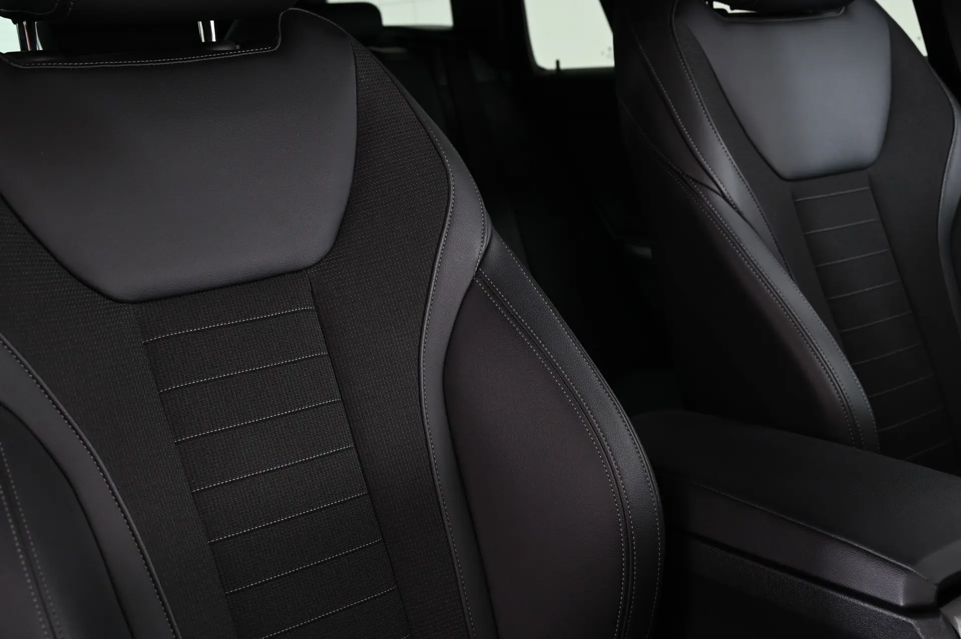 BMW 320 e Auto 36