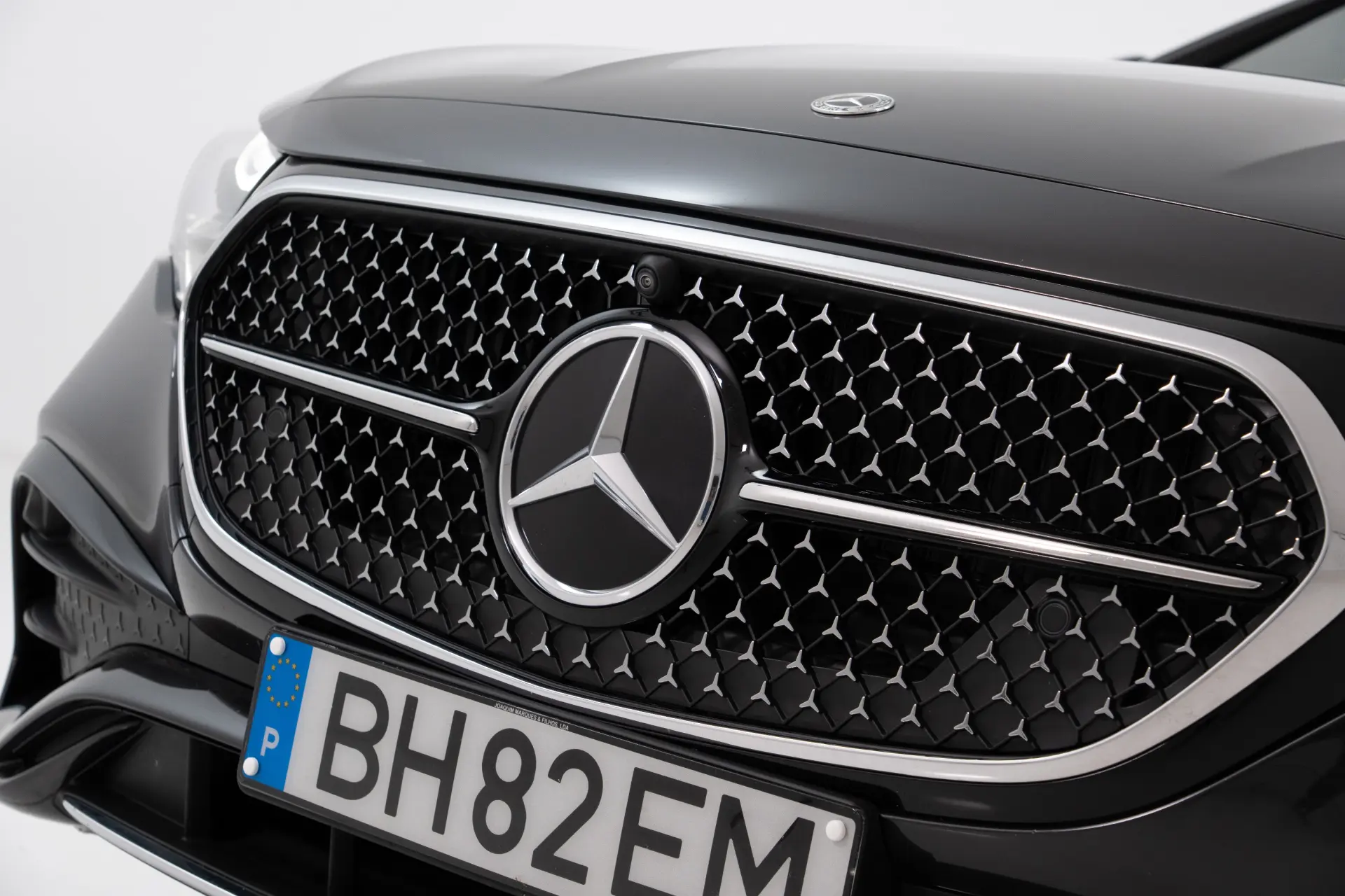 Mercedes-Benz E 300 e AMG Line 14