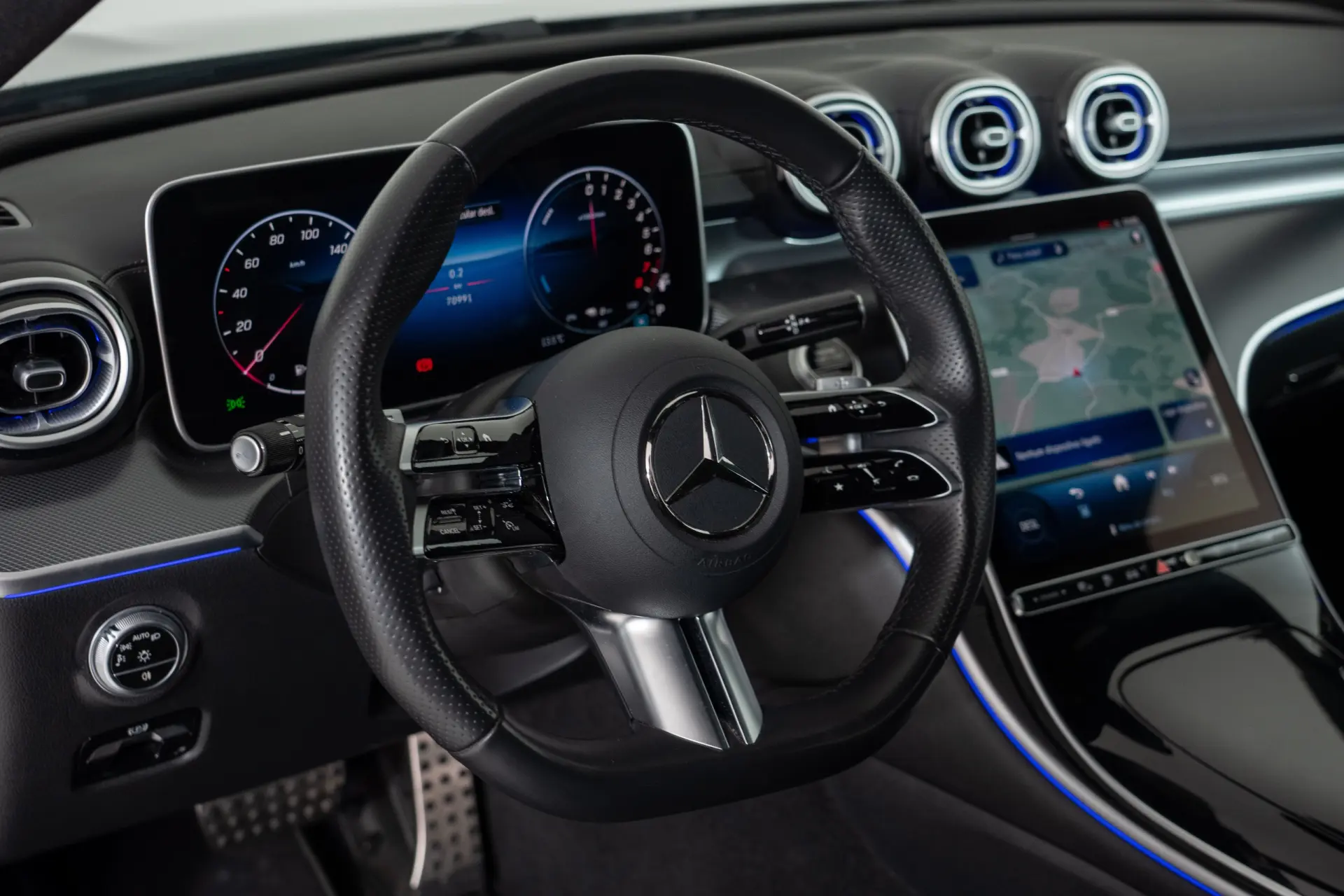 Mercedes-Benz C 300 e AMG Line 30