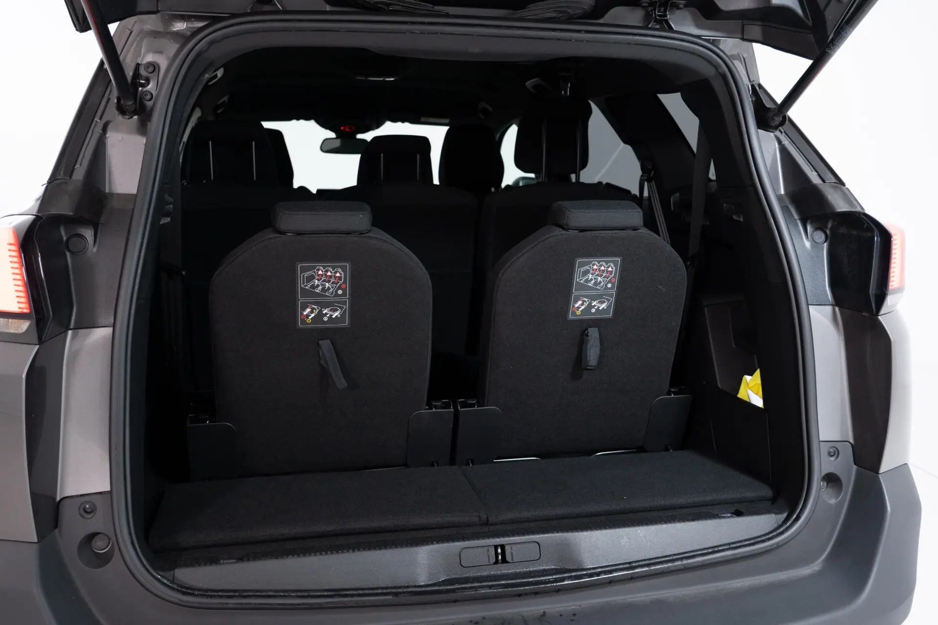 Peugeot 5008 1.5 BlueHDi Active Pack EAT8 9
