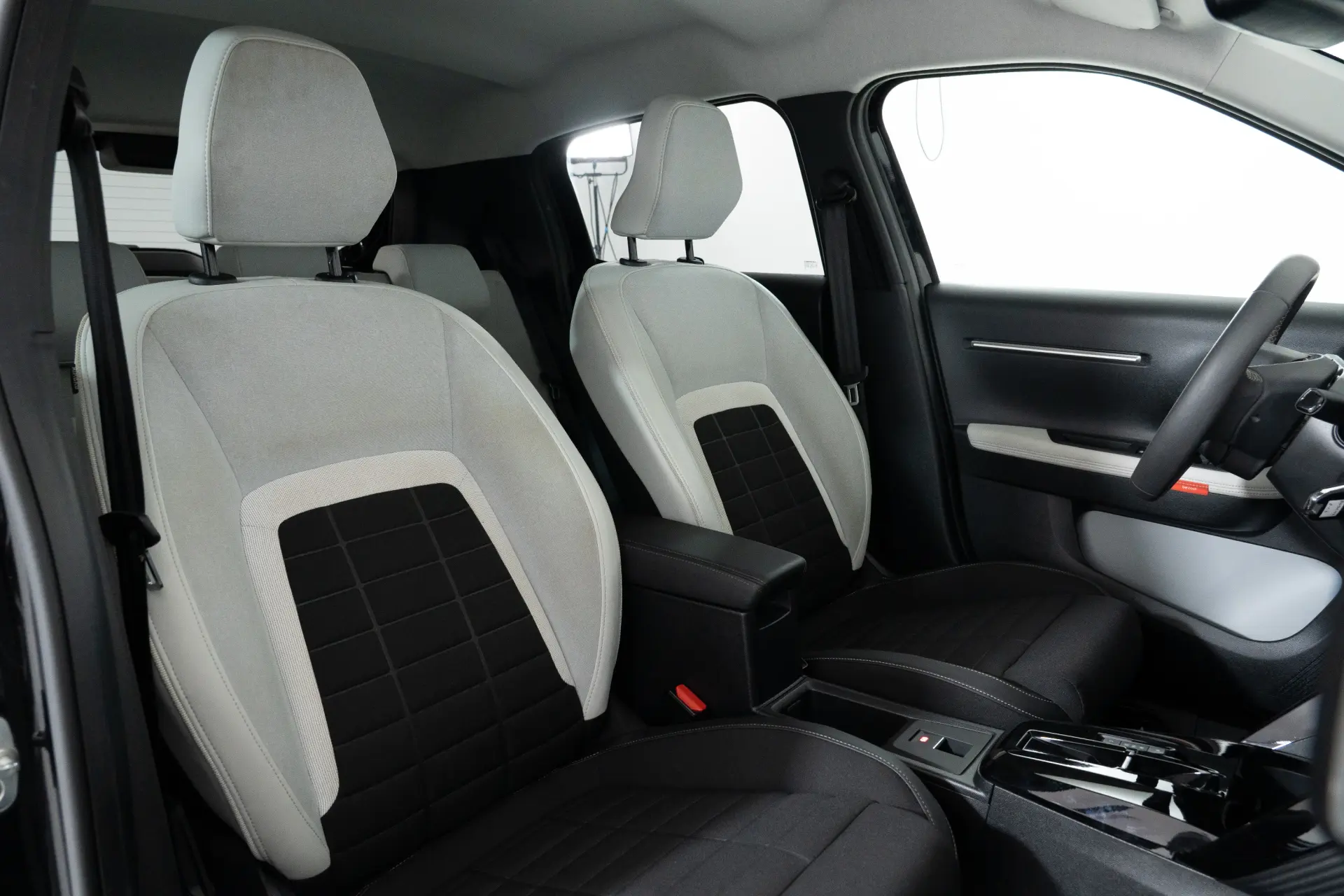 Citroen e-C3 44 kWh Autonomia Conforto Plus 4