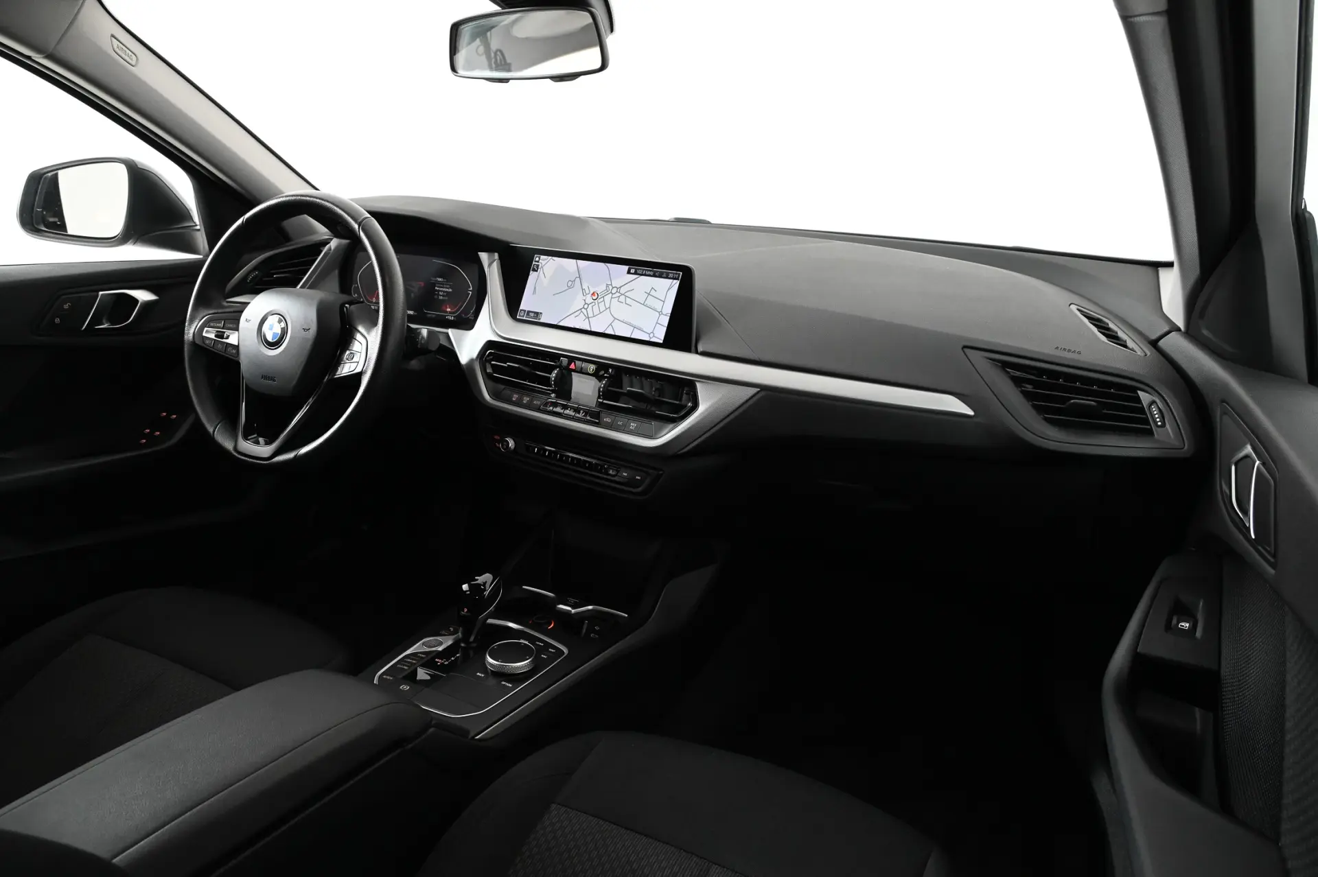 BMW 118 i Auto 23