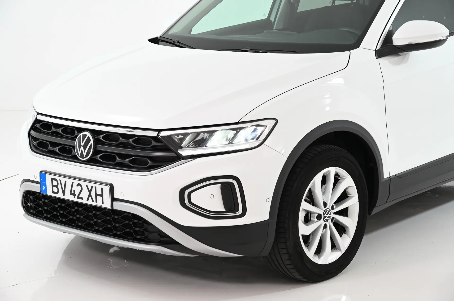 Volkswagen T-Roc 1.0 TSI Urban 11