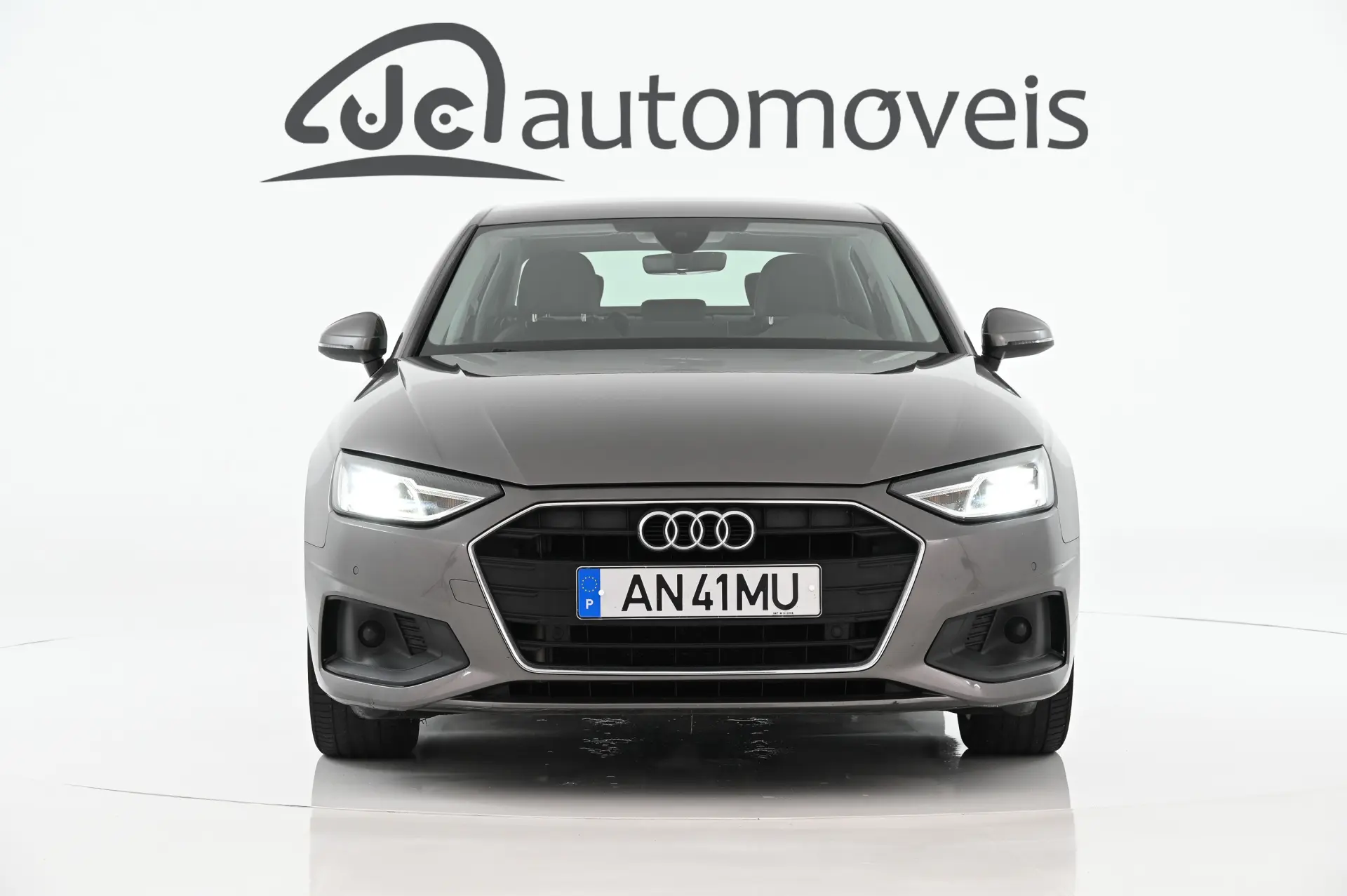 Audi A4 40 TDI S tronic 5