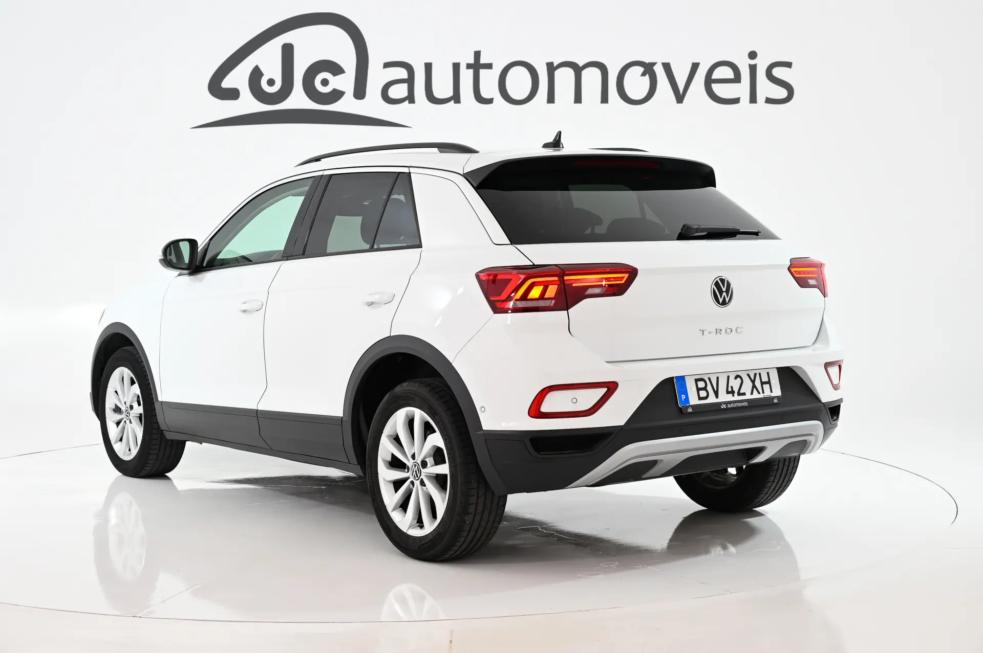 Volkswagen T-Roc 1.0 TSI Urban 2