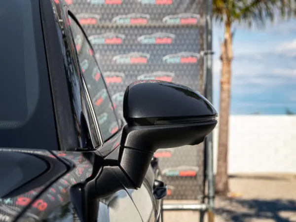 Porsche Macan Electric 4S 19