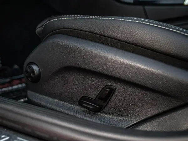 Mercedes-Benz C 250 d AMG Line Aut. 28