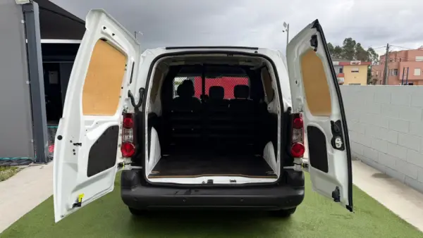 Citroen Berlingo 1.6 BlueHDi L1 3L 8