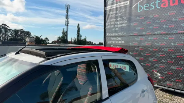 Citroen C1 1.2 VTi Shine 11