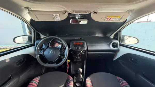 Citroen C1 1.2 VTi Shine 21