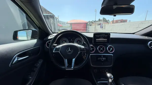 Mercedes-Benz A 200 CDi BlueEfficiency AMG Line 20
