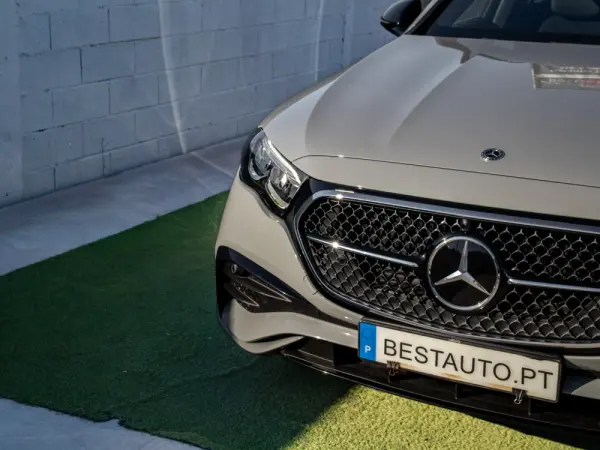 Mercedes-Benz E 300 de 14