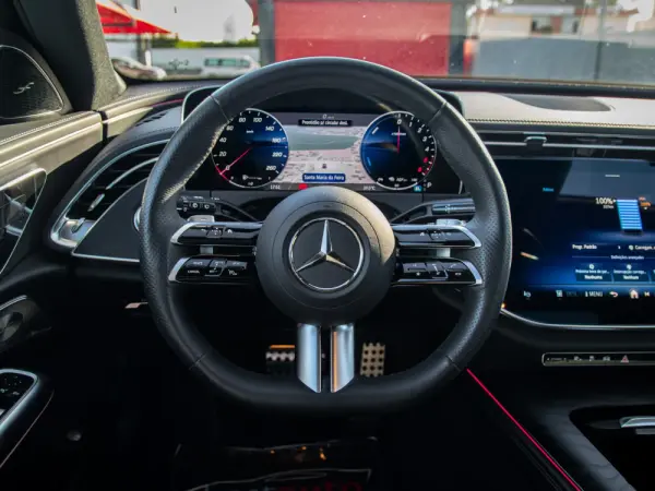 Mercedes-Benz E 300 de 22