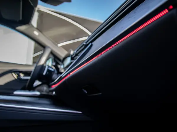 Mercedes-Benz E 300 de 36