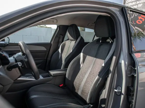 Peugeot 308 1.5 BlueHDi Allure Pack EAT8 15