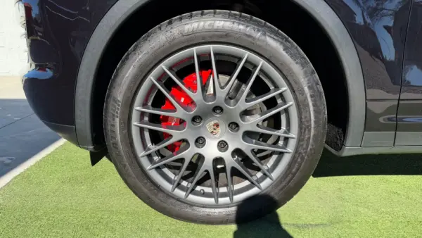 Porsche Cayenne Tiptronic 13