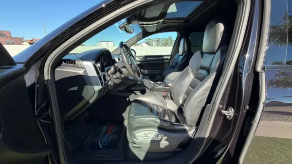 Porsche Cayenne Tiptronic 17