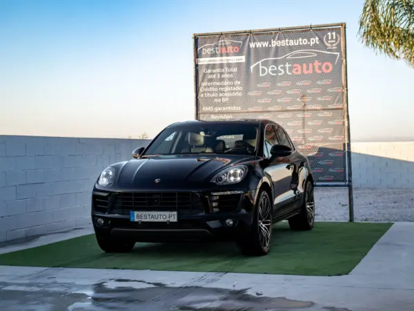 Porsche Macan S 2