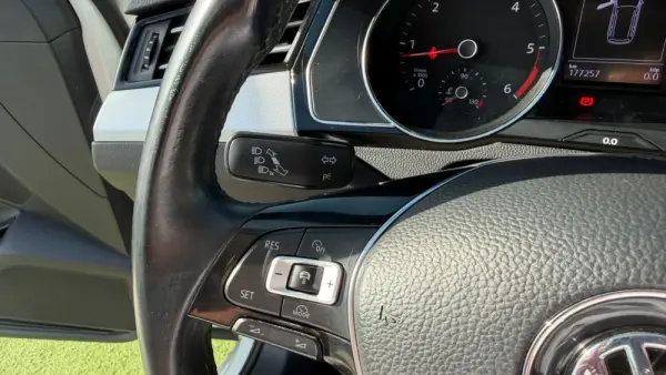 Volkswagen Passat Variant 1.6 TDI Highline 23
