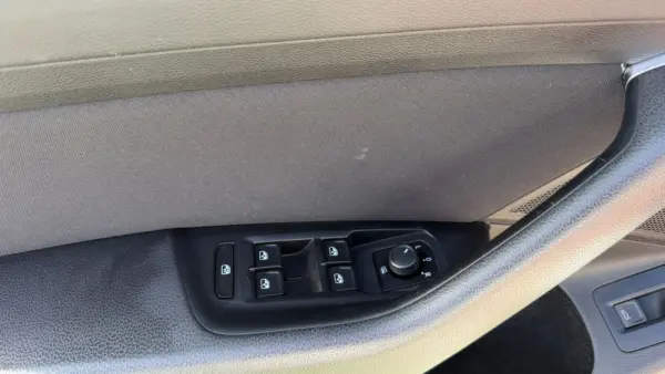 Volkswagen Passat Variant 1.6 TDI Highline 35