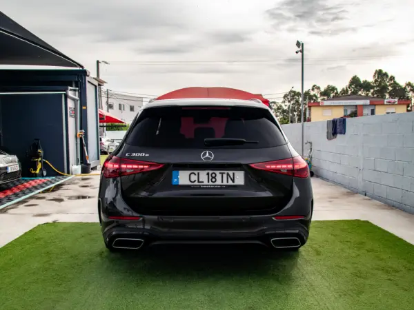 Mercedes-Benz C 300 e T 9G-TRONIC AMG Line 7