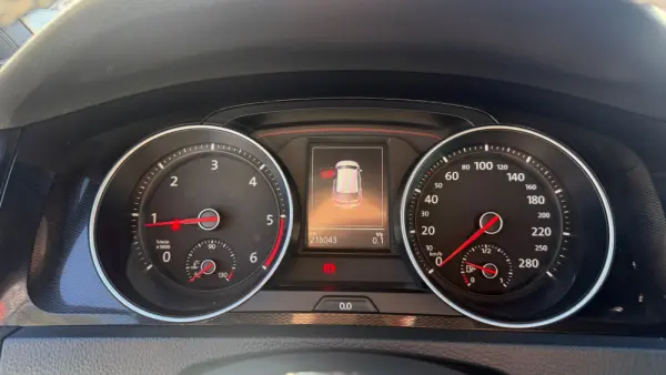 Volkswagen Golf 2.0 TDi GTD 23