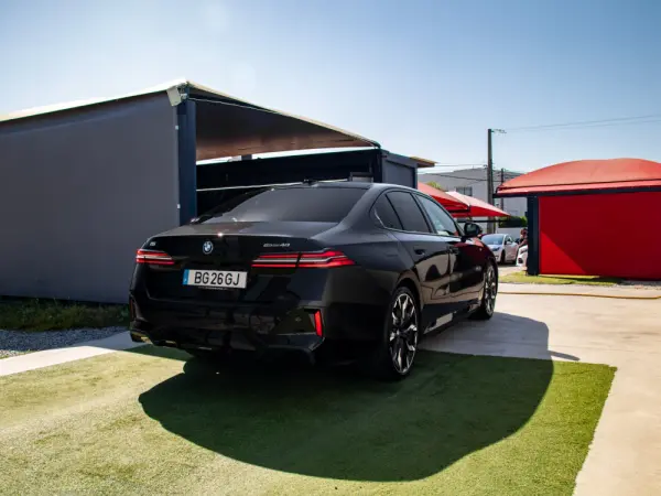 BMW i5 eDrive40 Pack Desportivo M 6
