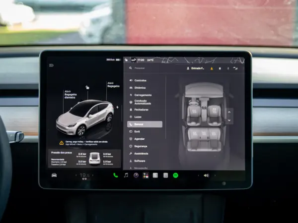Tesla Model Y Long Range Tração Integral 25