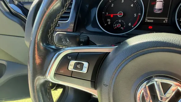Volkswagen Golf 2.0 TDi GTD 21