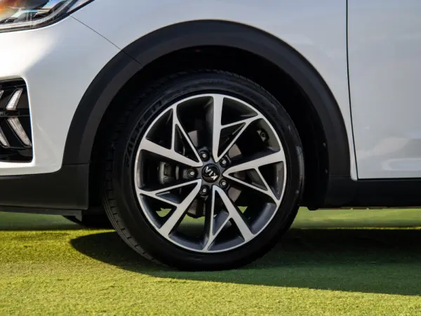 Kia Niro 1.6 GDi HEV Tech 11