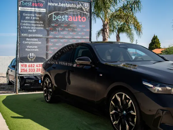 BMW i5 eDrive40 Pack Desportivo M 5