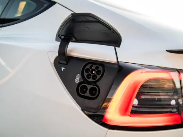 Tesla Model 3 Performance Dual Motor AWD 13