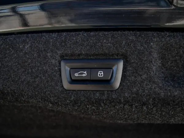 BMW i5 eDrive40 Pack Desportivo M 10