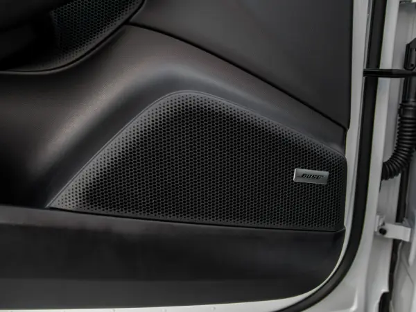 Porsche Macan Electric 39