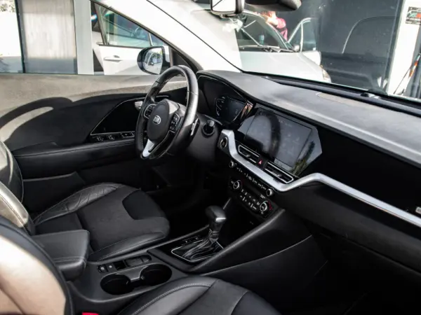 Kia Niro 1.6 GDi HEV Tech 29