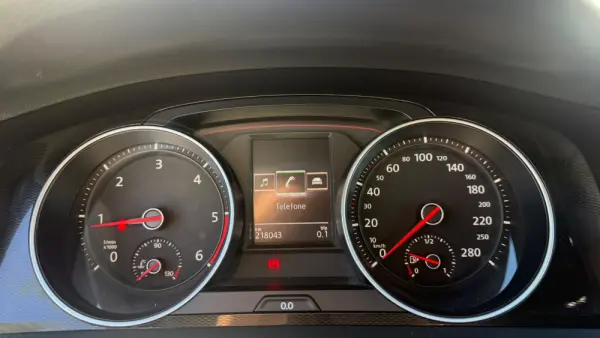 Volkswagen Golf 2.0 TDi GTD 24
