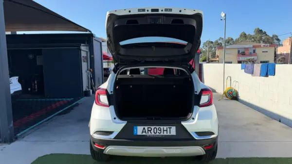 Renault Captur 1.0 TCe Intens 6